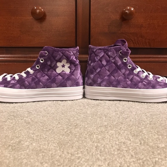 SOLD Golf Le Fleur Purple Velvet Hi Tops - Picture 2 of 4